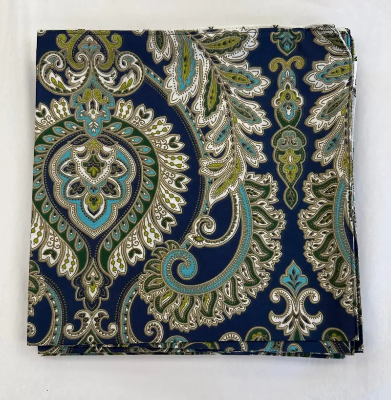 Ada Navy-Colored Linen Napkin 1