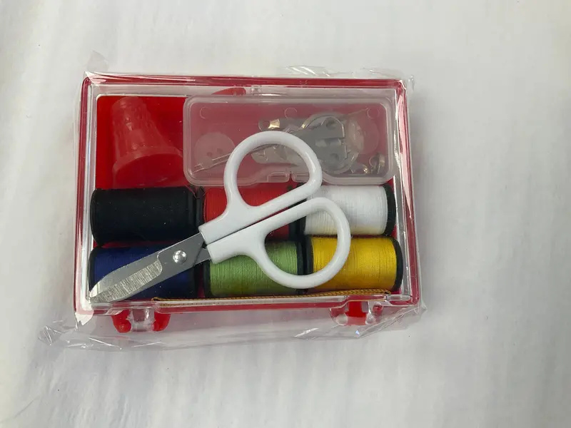Compact Mini Sewing Kit – Portable Emergency Repair Solution 1