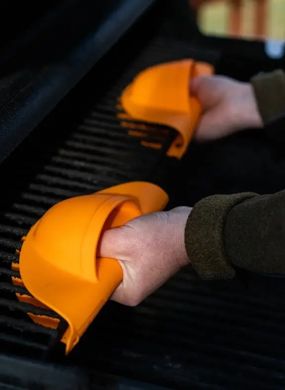 Drip Ez Heat-Resistant Bbq Grill Gloves 1