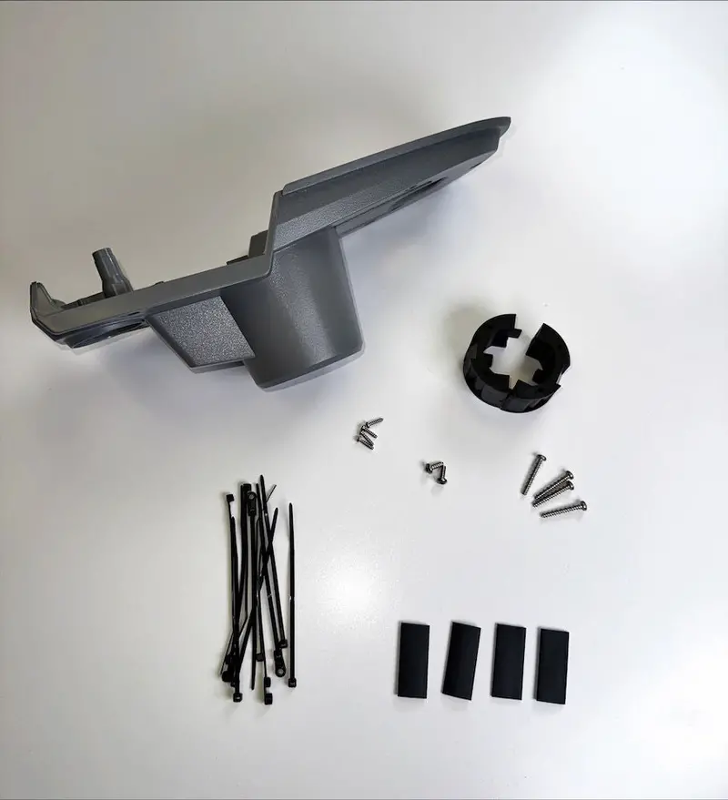 Lowrance Recon Saltwater Head Base & Wedge Kit (Pn: 000-16404-001) 1