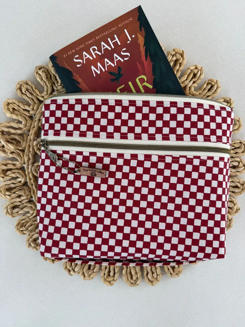 Red Checkered Hardcover Book Sleeve 1