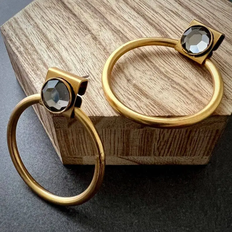 Retro 80S–90S Gold Hoop Post Earrings With Swarovski Crystals – Johnnygirl 1