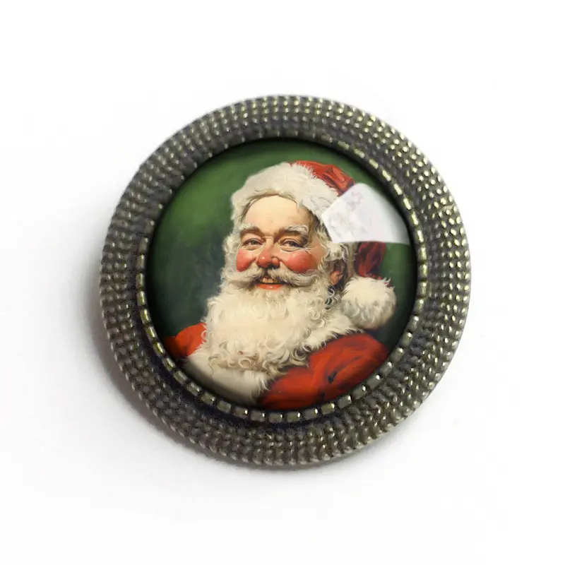 The Divine Iguana Victorian Santa Brooch – Bronze & Glass Holiday Leverback 1